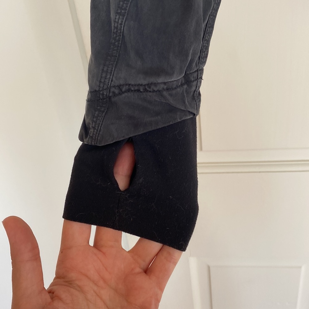 Lululemon zip up - Picture 3 of 4